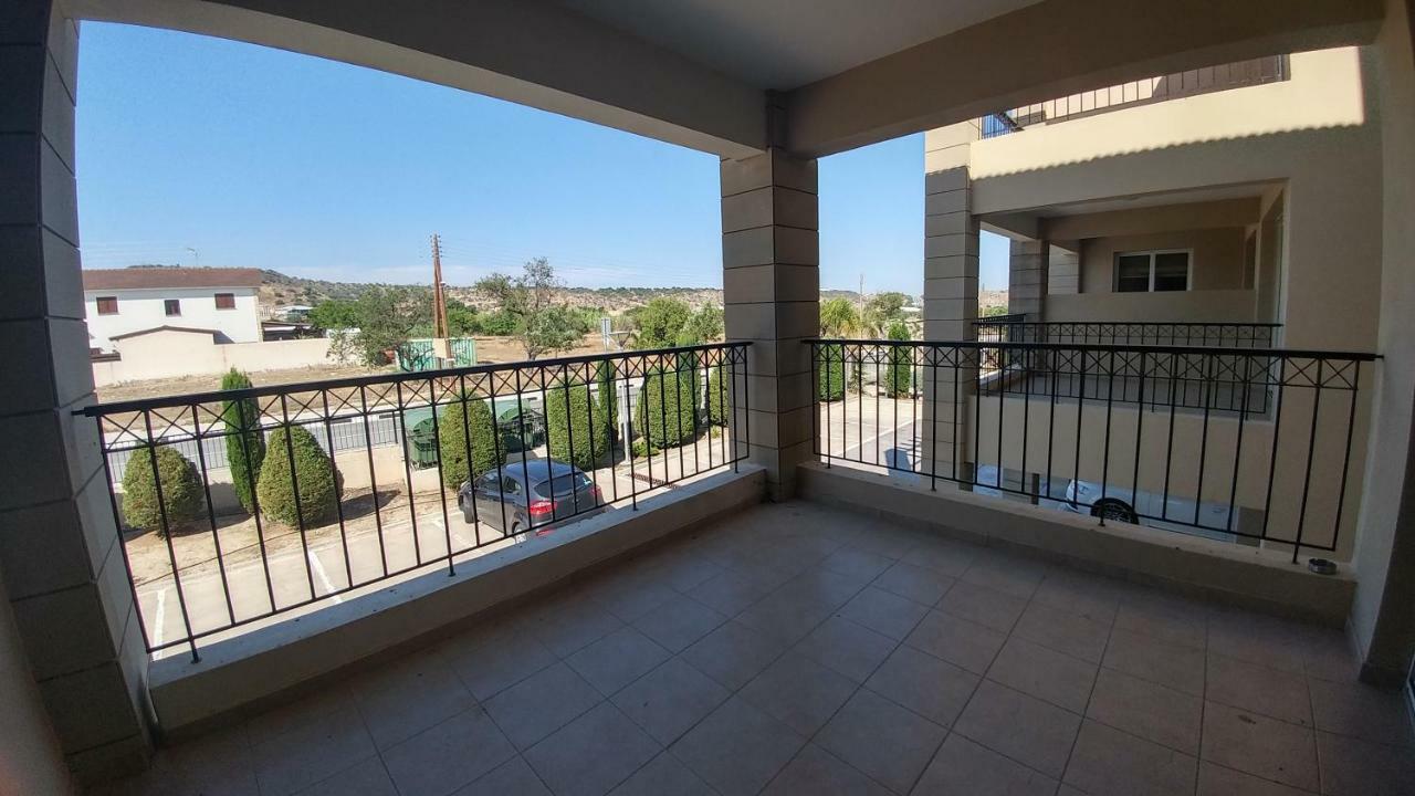 Pyla Gardens A102 Apartamento Exterior foto